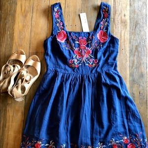 NWT MOD CLOTH SUNNY GIRL Embroidered Sundress